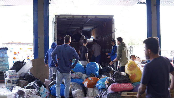 Instituição também mantém centros de distribuição de donativos